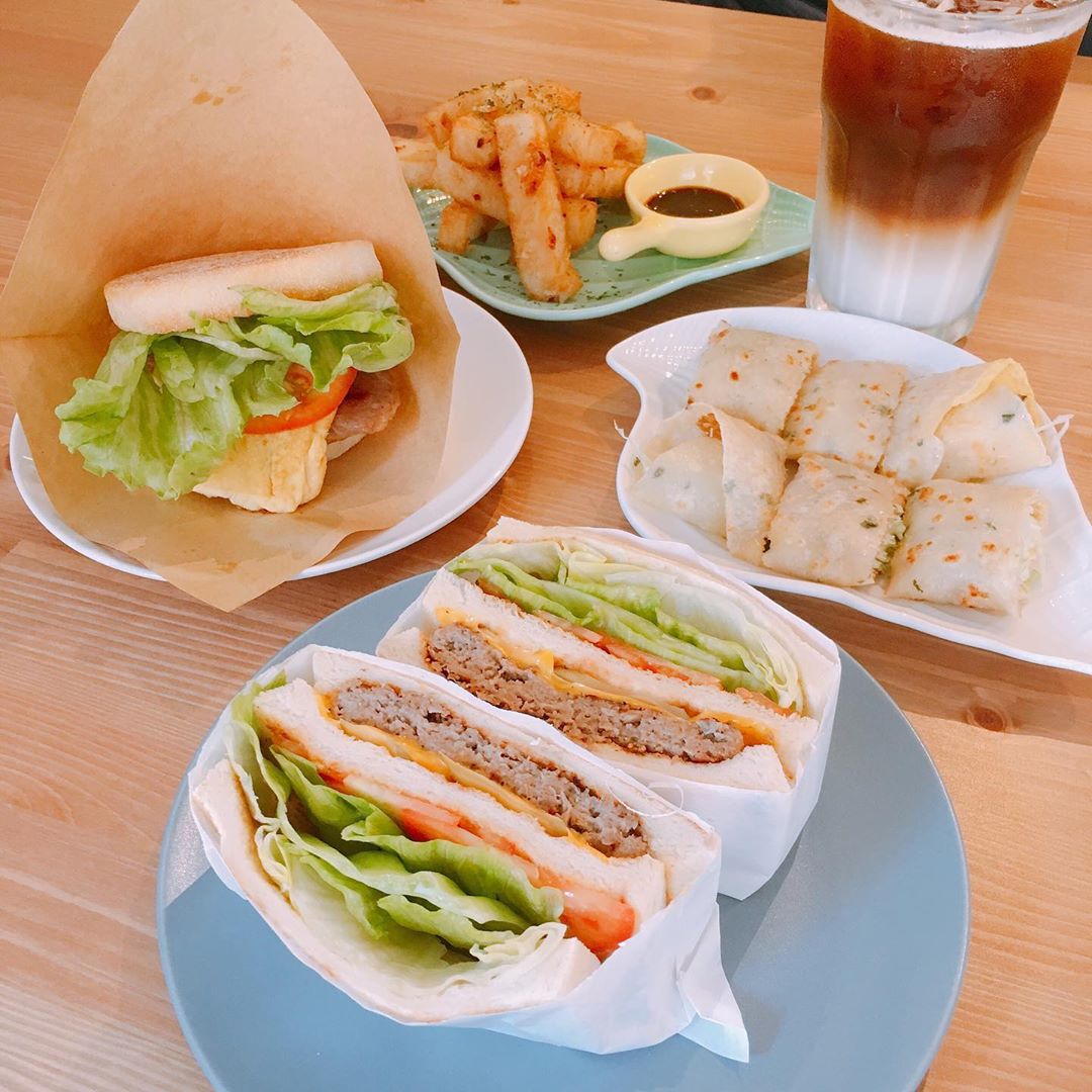 臺北市松山車站捷運站美食早午餐：乾脆點